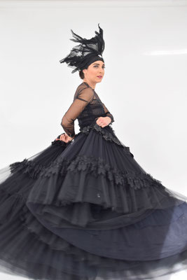 CHRISTINE ROHR - MASTER MILLINER - Dress: Nina Kollmann-Troy