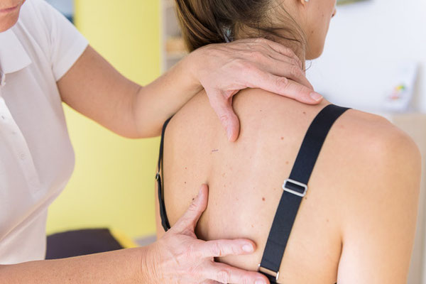 FOI Therapie bei PhysioPlus Delgrosso Physiotherapie Rheintal Maitland, Ganzkörper-Therapie, ©nussbaumerphotography.com