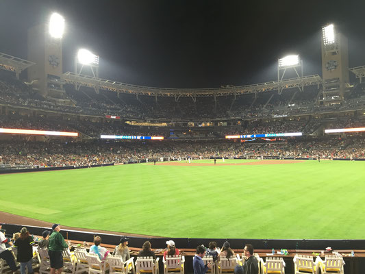 Boston Red Sox vs San Diego Padres