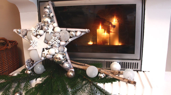 Weißer, klassischer Deko Stern ohne Lichterkette. 50 cm Durchmesser - zum Hinstellen und Aufhängen für 49,-€