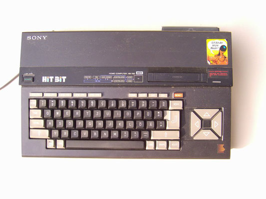 Sony HitBit HB-75, Zentraleinhait, <a href="https://www.homecomputermuseum.de/comp/115_de.htm" target="_blank" >https://www.homecomputermuseum.de/comp/115_de.htm</a>