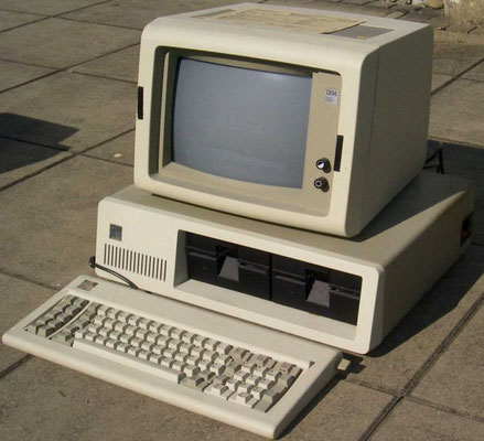 IBM PC XT, <a href="https://de.wikipedia.org/wiki/IBM_Personal_Computer_XT" target="_blank" >https://de.wikipedia.org/wiki/IBM_Personal_Computer_XT</a>