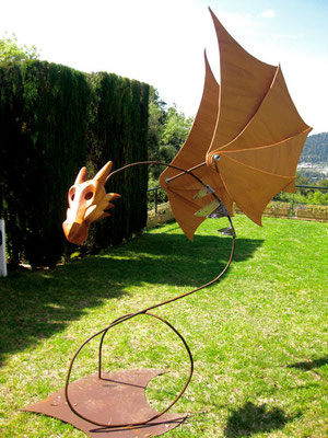 "DRAC" Cedar, plywood & Iron (200x70x112 cm)