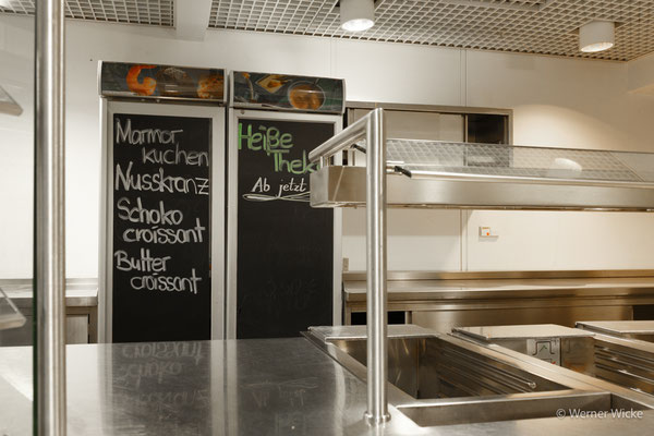 I27 Cafeteria