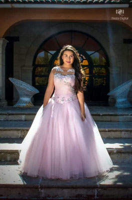 Vestidos de XV Años - D´Santy Vestidos de XV Años - D´Santy