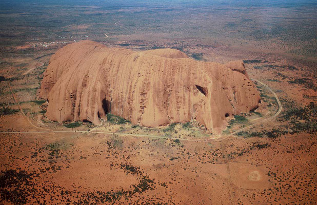 Uluru - Ayer`s Rock