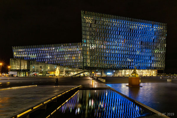 Das Konzerthaus Harpa in Reykjavik