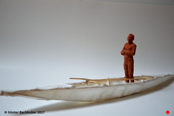 FÄHRMANN – 2016 - Ton, Papier, Holz – 25 x 80 cm