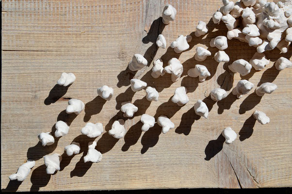 KOMMEN UND GEHEN – 2015 - Ton – 38 x 23 cm