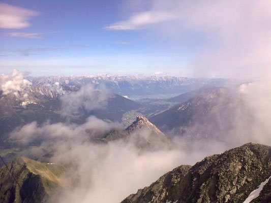 Blick vom Gipfel in Richtung Innsbruck.
