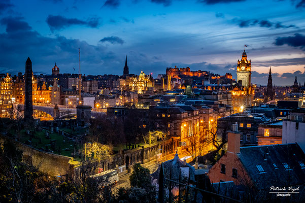 Edingburgh bei Night, vom Calton Hill aus gesehen