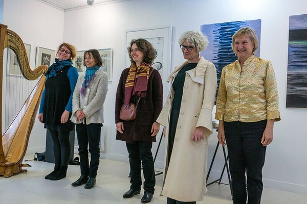 Isabelle Olivier, harpiste, Patricia Sarne, artiste, Yannick Charon, artiste, Laurence Benedetti, conteuse, Roselyne Sibille, poète