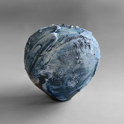 Ocean Moon Jar 2026 30x29 cm
