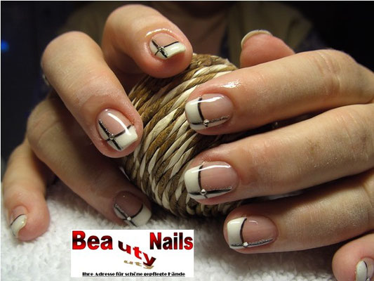 © Bea-uty Nails