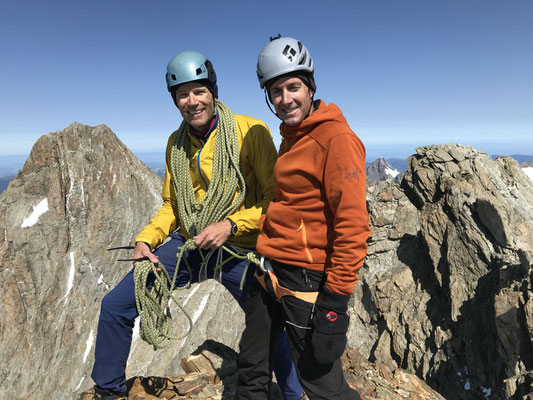 Gipfelfoto Lauteraarhorn deutlich vor dem Mittag.