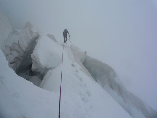 Integral-Begehung, Abstieg im Nebel