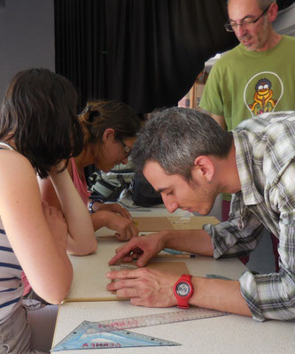 Atelier de fabrication de panneaux solaires