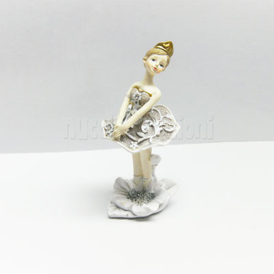 ballerina in piedi  7cm H.15 cm € 8,50