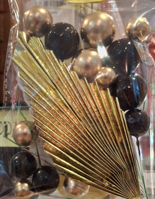 Kit cake foglie oro palline oro e nero