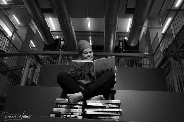 Bibliotheek_Shoot_Pop_Up_Yoga02