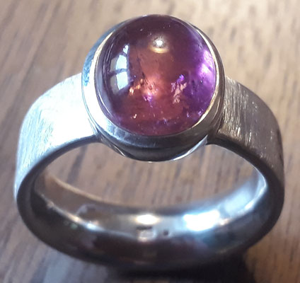 ring-turmalin-pink-9x7 mmsilber-sterling -sehr schöner stein