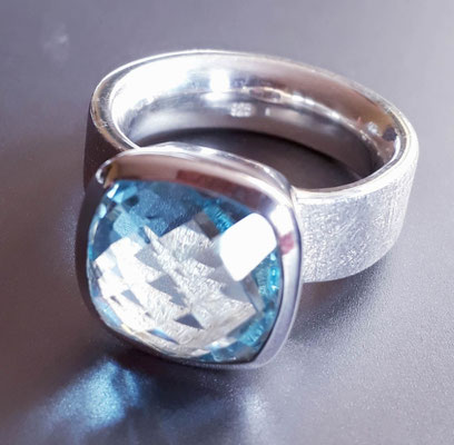 ring-blautopas(beh.)-kissenschliff-12x12mm-silber-sterling-925
