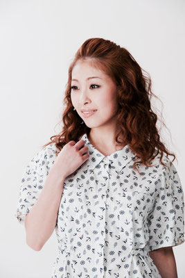 Make-up : Takehiko Imakoshi / Hair : Tadaaki Higashimura / Stylist : Haruna Shirasuna