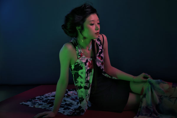 Make-up : Takehiko Imakoshi / Hair : Tadaaki Higashimura / Stylist : Haruna Shirasuna