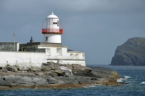 Cromwell Point Lighthouse: mit der Fähre erreichen wir den Leuchtturm am Cromwell Point auf der kleinen Insel Valentia Island. 