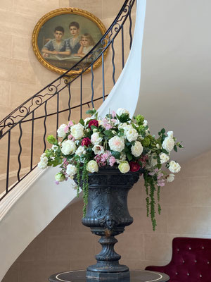 composition-florale-artificielle-sur-mesure-pour-la-villa-saint-ange-aix-en-provence