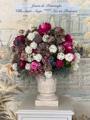 bouquet-fleurs-artificielles-haut-de-gamme-villa-saint-ange-aix-en-provence