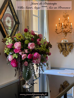 composition-florale-artificielle-sur-mesure-pour-la-villa-saint-ange-aix-en-provence