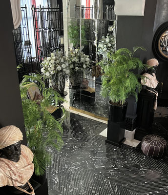 bouquet-de-fleurs-artificielles-haut-de-gamme-realises-sur-mesure-pour-le-palais-ronsard-marrakech