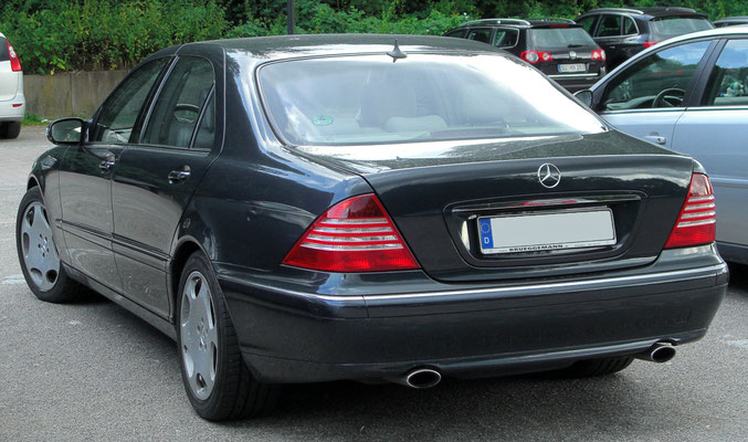 Mercedes-Benz S 600 (W220)