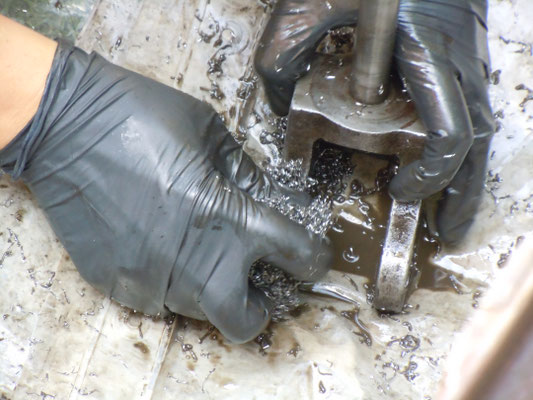  and then scrubbing until the steel sponge falls into pieces! 