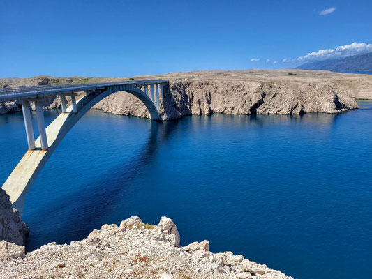 Brücke auf die Insel Pag