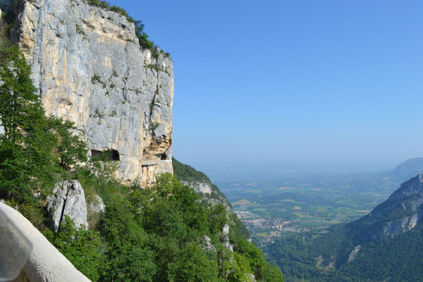 Combe Laval - 600 m senkrechte Wand