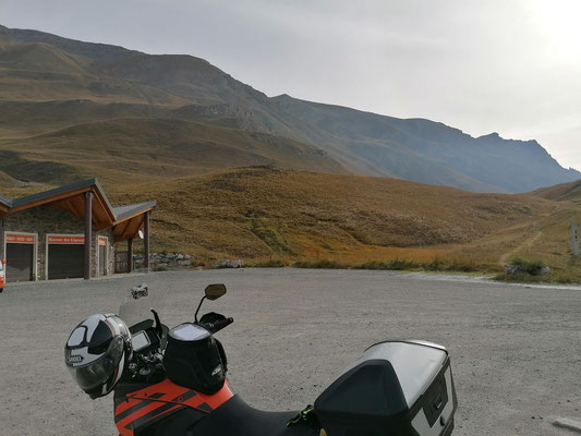 Einsam am Morgen am Col de Larche