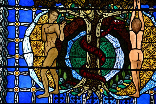 Fenster in der Cathedral d´Assomption in Clermont-Ferrand