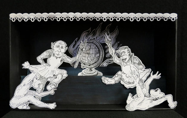 Affentheater, Objektkasten/Tusche, 19 x 31 x 11 cm