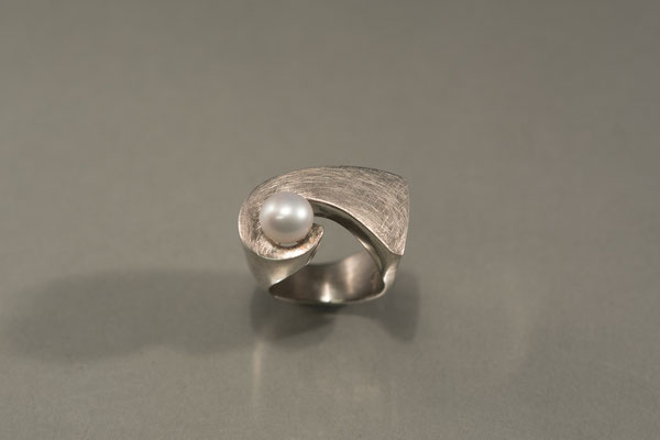 Ring: Perlenwelle