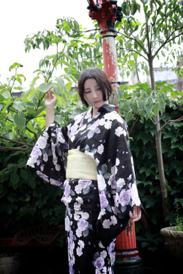 model えまり