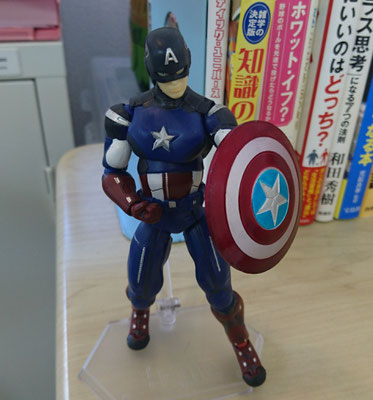 アベンジャーズグッズも結構あります(笑)