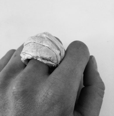 Stoff Ring Silber