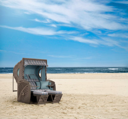 Strandkorb der Serie Amrum von deVries. Hochwertige Gartenmöbel von Teak & More in Gobelsburg, nähe Wien.