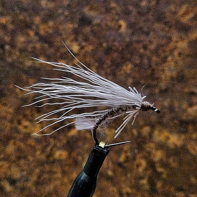 Fliegenfischerschule-Hessen // Meine Tenkara Fliegenmuster // Fliegenfischen Guiding und Wurfkurse in Deutschland