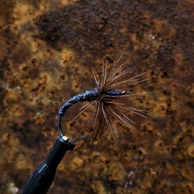 Fliegenfischerschule-Hessen // Meine Tenkara Fliegenmuster // Fliegenfischen Guiding und Wurfkurse in Deutschland