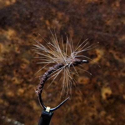 Fliegenfischerschule-Hessen // Meine Tenkara Fliegenmuster // Fliegenfischen Guiding und Wurfkurse in Deutschland