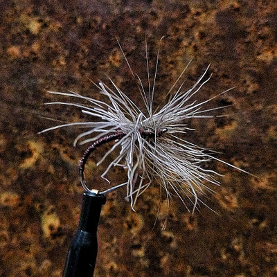 Fliegenfischerschule-Hessen // Meine Tenkara Fliegenmuster // Fliegenfischen Guiding und Wurfkurse in Deutschland
