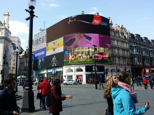 Piccadilly Circus